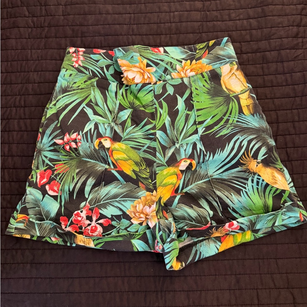 PUG shorts